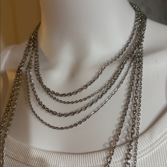 Elegant Silver Layered Necklace - Picture 3 of 5